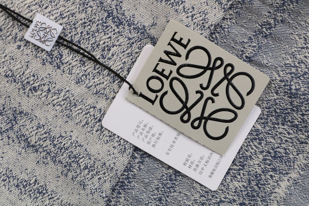 LOEWE pocket flower logo stripe long sleeve shirt 450g 100 percent cotton jacquard embroidered detail custom buttons relaxed fit sizes 36 38 40 42