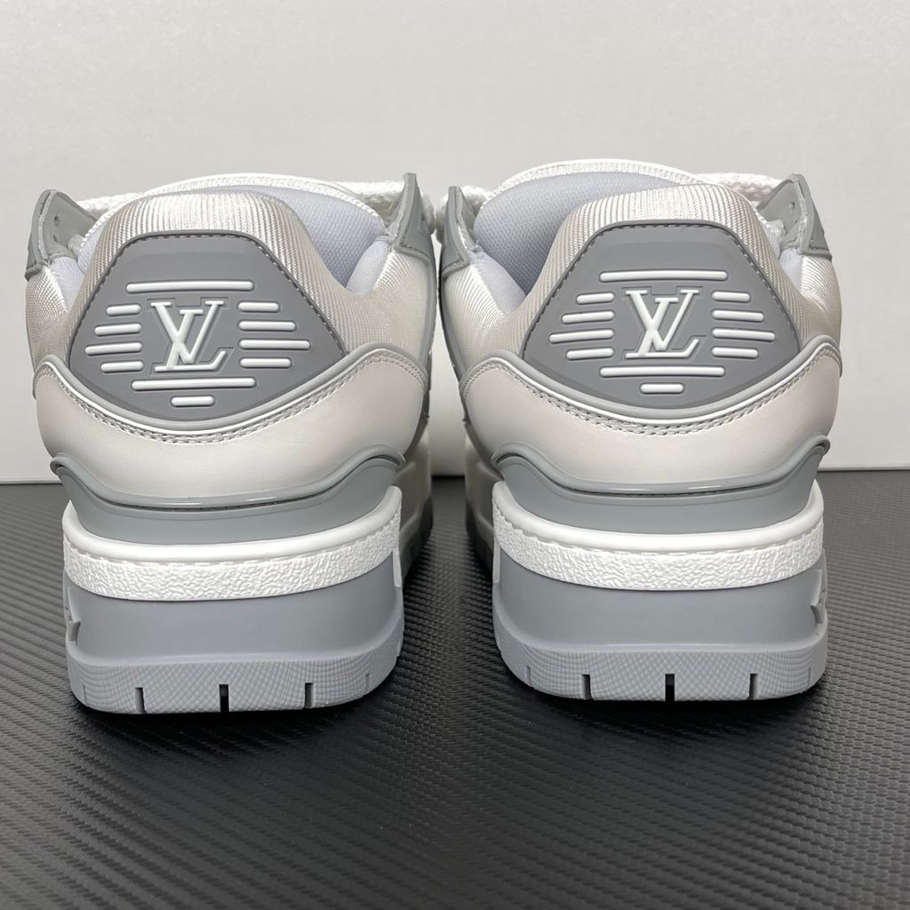 Louis Vuitton Trainer Maxi 1ACRJV White Gray Beaded Sneakers
