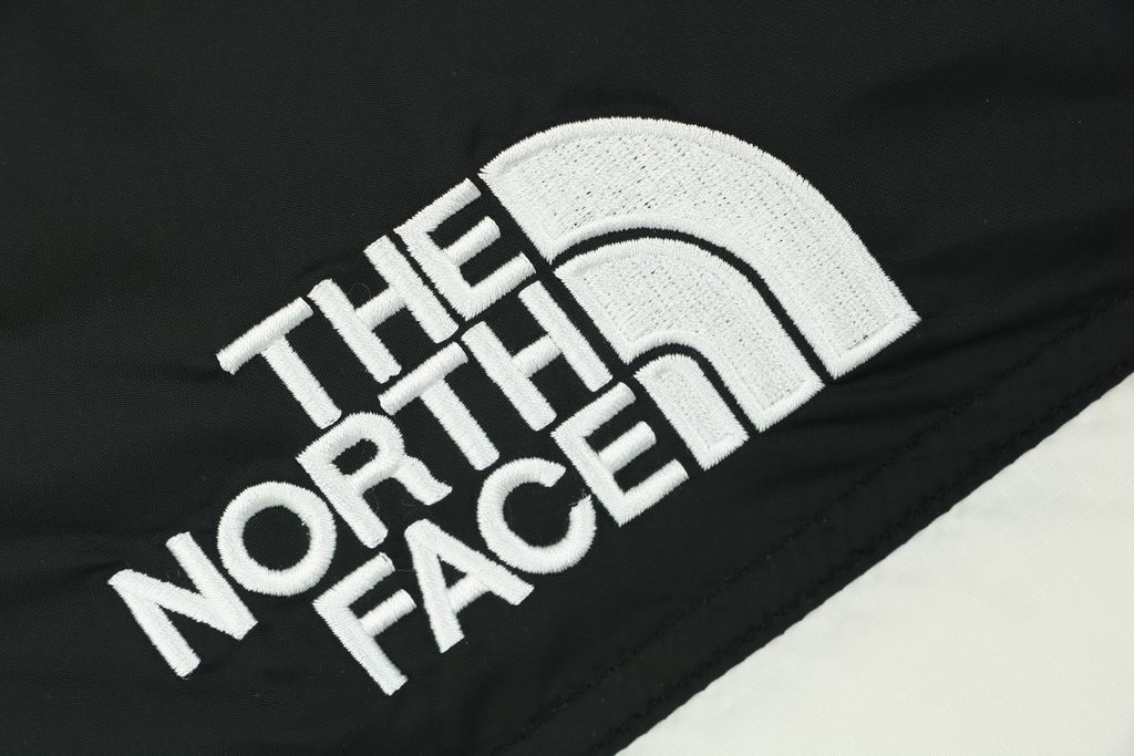 The North Face 1996 700 fill down jacket off white 40D nylon water repellent wind resistant puffer 350g down fill YKK zipper sizes XS-XXL