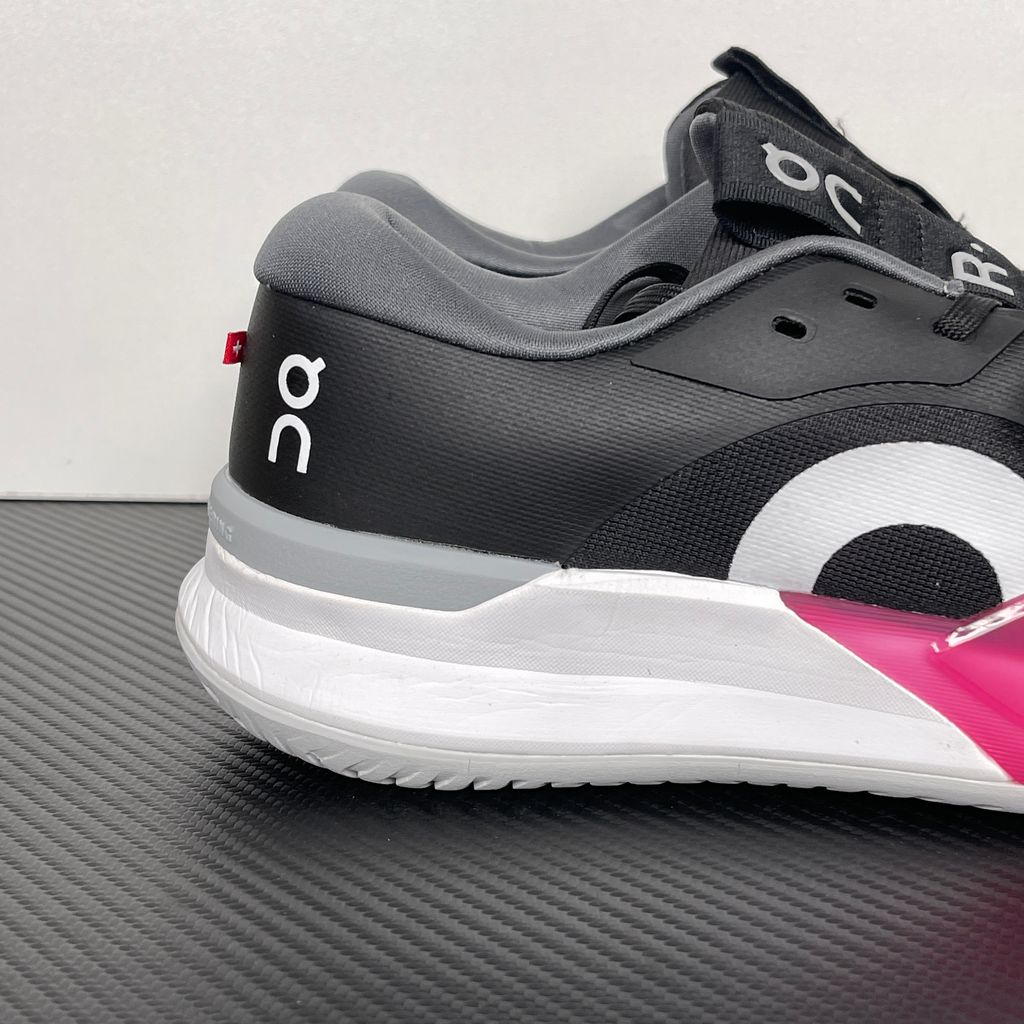 On THE ROGER Pro 3 Clay 3MG10802890 Black Pink Tennis Shoes