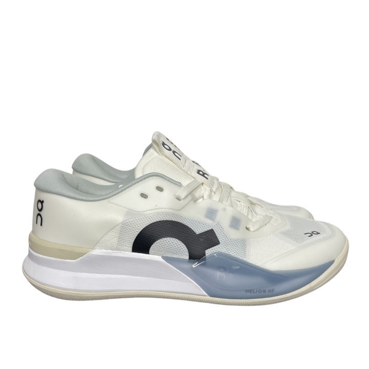 On THE ROGER Pro 3 3WG10315153 Ivory Wash Tennis Shoes
