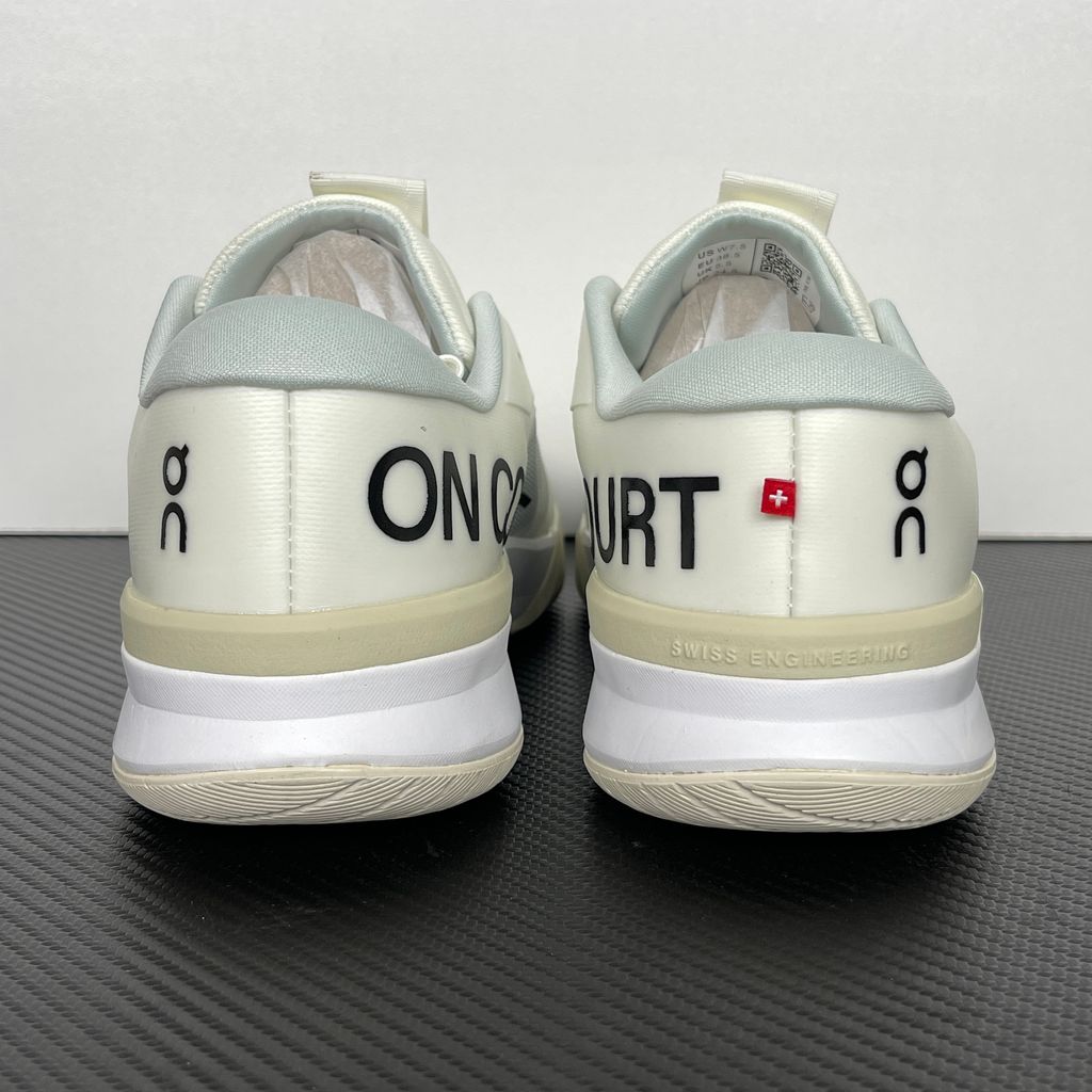 On THE ROGER Pro 3 3WG10315153 Ivory Wash Tennis Shoes