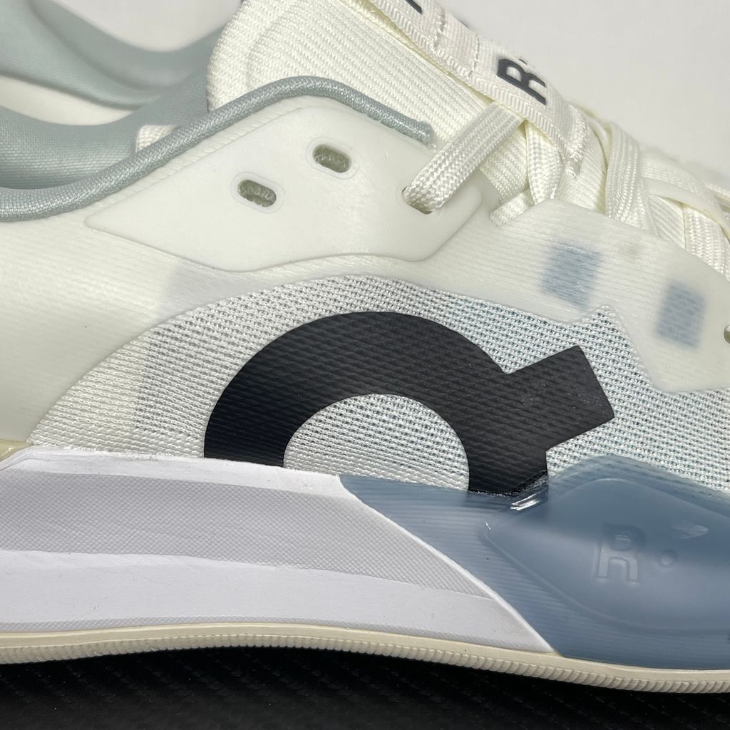 On THE ROGER Pro 3 3WG10315153 Ivory Wash Tennis Shoes