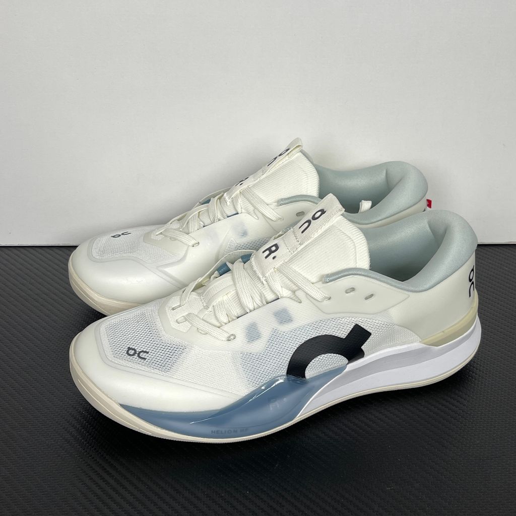 On THE ROGER Pro 3 3WG10315153 Ivory Wash Tennis Shoes