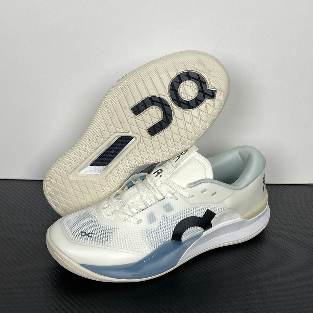On THE ROGER Pro 3 3WG10315153 Ivory Wash Tennis Shoes