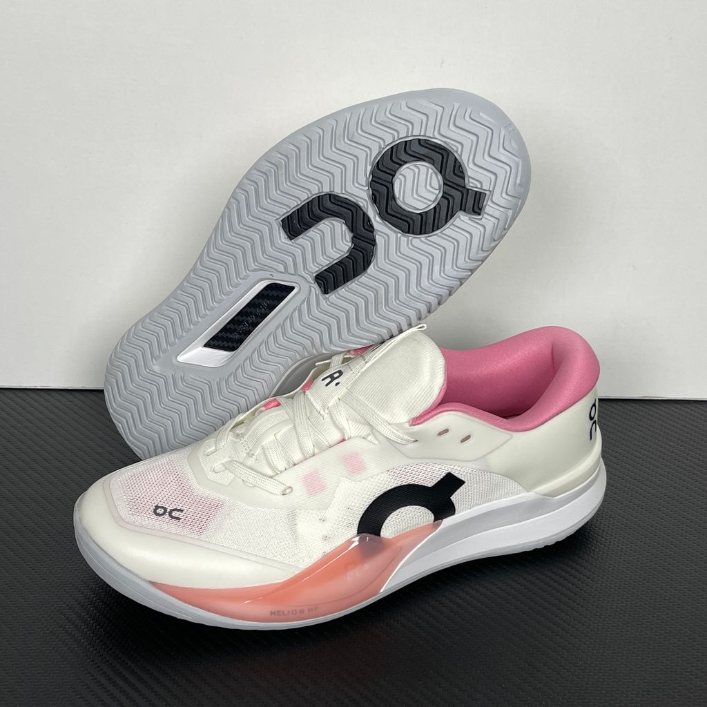 On THE ROGER Pro 3 Clay 3WG10736036 Ivory Magnolia Tennis Shoes