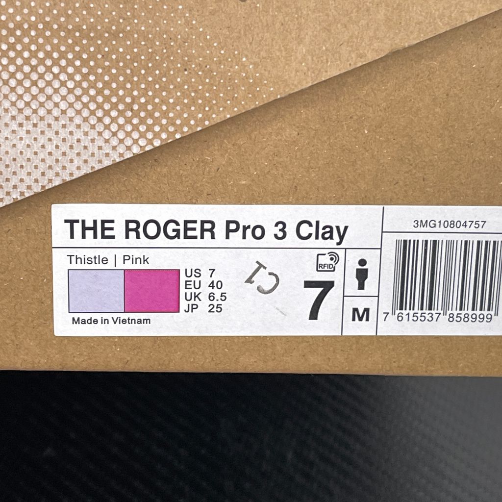 On THE ROGER Pro 3 Clay 3MG10804757 Thistle Pink Tennis Shoes