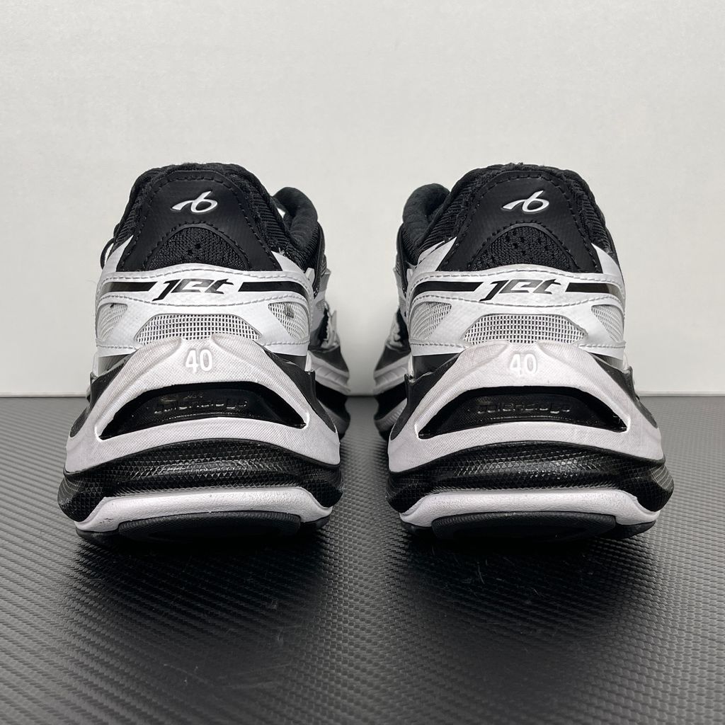 Balenciaga Jet 872642WMRTN9010 White Black Sneakers