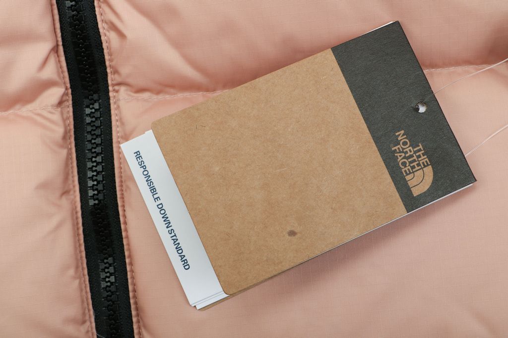 The North Face 1996 700 fill down jacket pink 40D nylon water repellent wind resistant puffer 350g down fill YKK zipper sizes XS-XXL