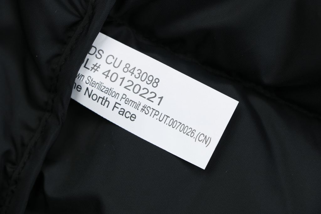The North Face 1996 700 fill down jacket navy 40D nylon water repellent wind resistant puffer 350g down fill YKK zipper sizes XS-XXL