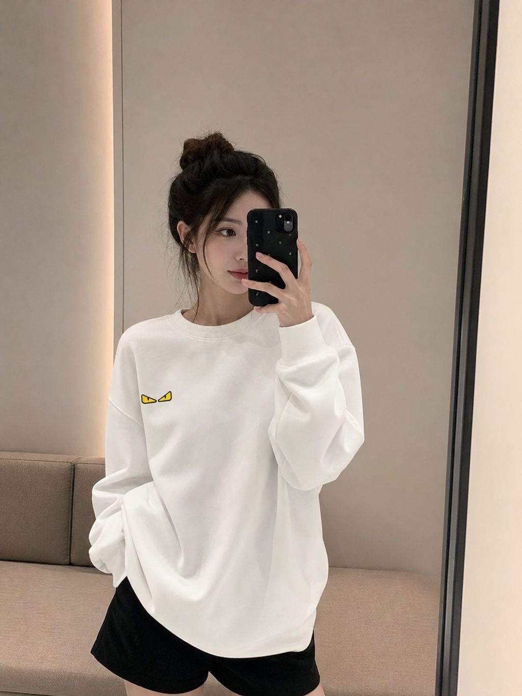 Fendi Monster yellow eyes embroidered crew neck sweatshirt white 400g combed cotton dimensional embroidery double washed relaxed fit sizes S-XXL