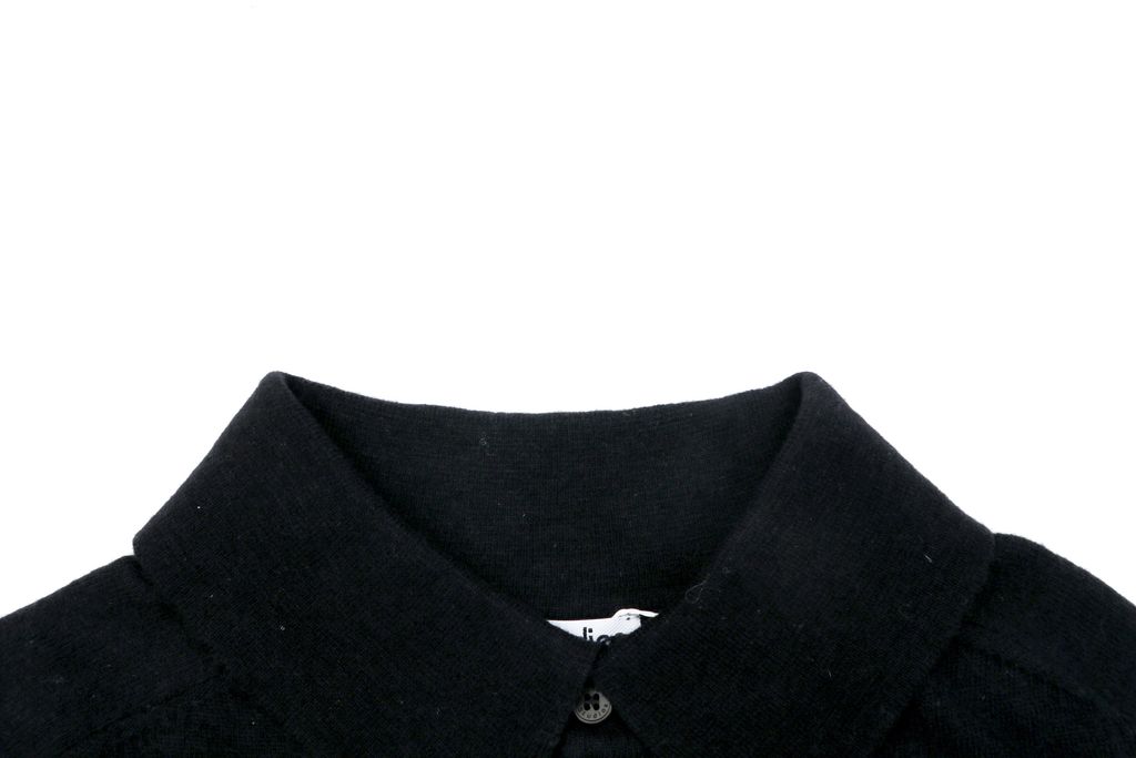Acne Studios N8-1996 small logo embroidered polo sweater black yak wool blend 14 gauge STOLL knit raglan sleeves Tajima embroidery horn buttons sizes S-XL