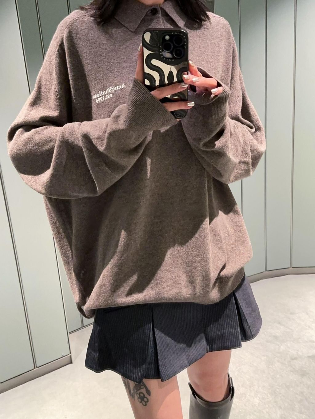 723d728d