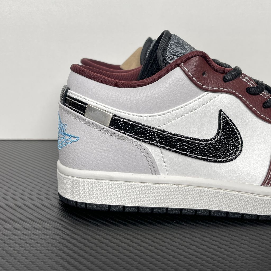 Air Jordan 1 Low IZ5846-101 Summit White Mystic Dates Shoes