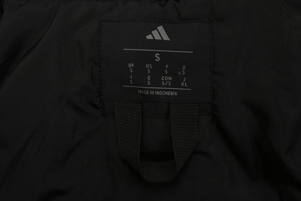 adidas Mercedes AMG Petronas F1 SS25 padded zip jacket lightweight insulated racing inspired relaxed fit motorsport outerwear sizes S-XL