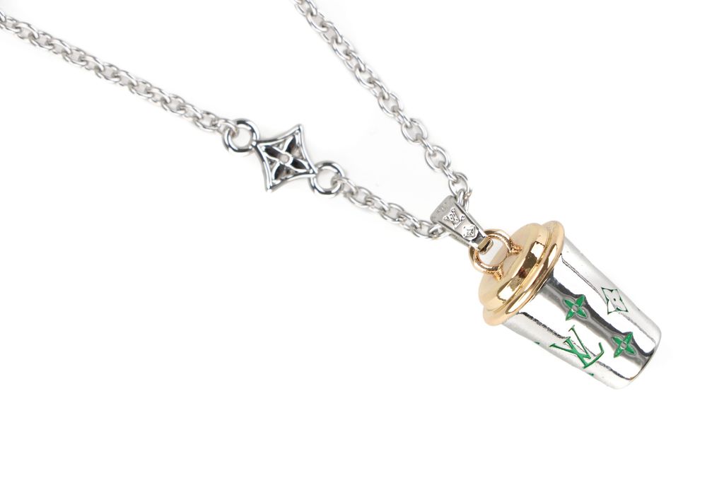 Louis Vuitton green Monogram coffee cup necklace enamel floral letter pendant silver plated white copper adjustable 50 55 60cm chain paper box packaging