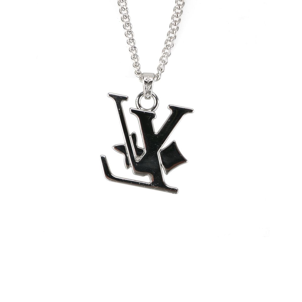 Louis Vuitton diamond Monogram letter necklace floral motif pendant silver plated white copper adjustable 50 55 60cm chain paper box packaging