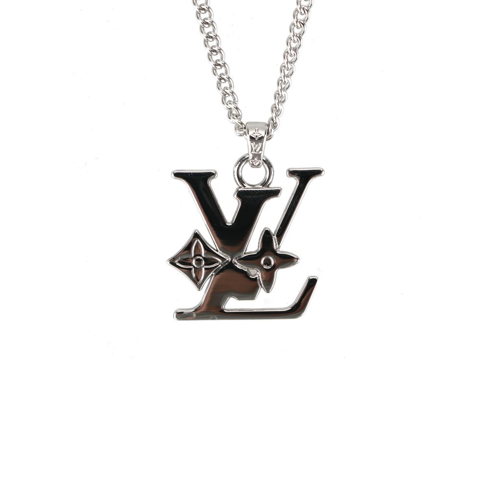 Louis Vuitton diamond Monogram letter necklace floral motif pendant silver plated white copper adjustable 50 55 60cm chain paper box packaging