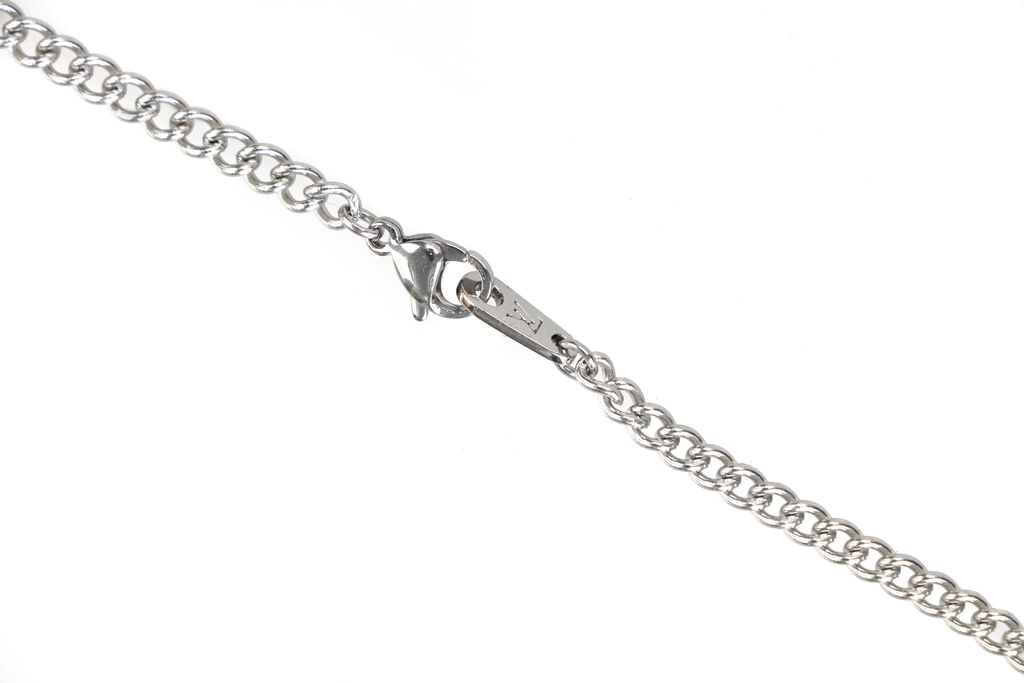 Louis Vuitton diamond Monogram letter necklace floral motif pendant silver plated white copper adjustable 50 55 60cm chain paper box packaging
