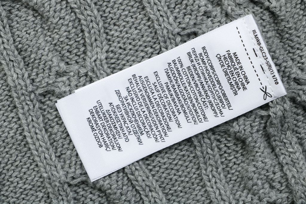 Ralph Lauren Pony Logo cable knit crew neck sweater grey heather 100 percent long staple cotton 32 count yarn 6x6 STOLL knit Barudan embroidery unisex sizes XS-XL