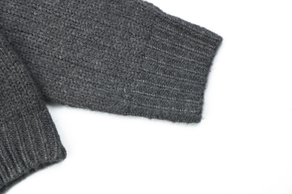 Louis Vuitton right side Monogram letter crew neck cardigan grey blended knit seamless style computerized flat knit rolled edge relaxed fit sizes S-XL