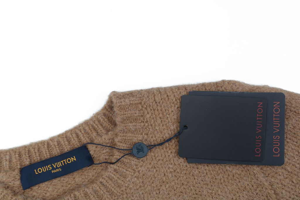 Louis Vuitton right side Monogram letter crew neck cardigan khaki blended knit seamless style computerized flat knit rolled edge relaxed fit sizes S-XL