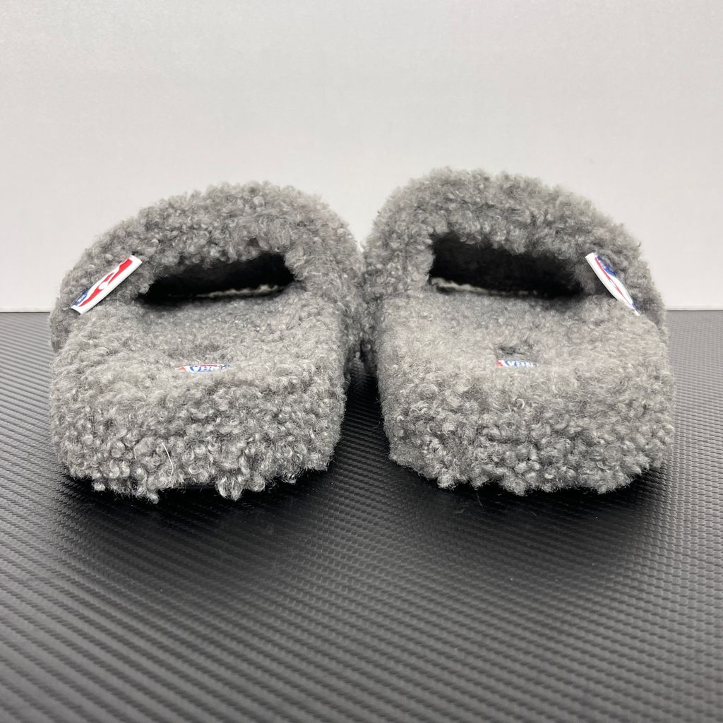 Balenciaga Furry Slide 654261 W2DO1 1596 Grey Sandals
