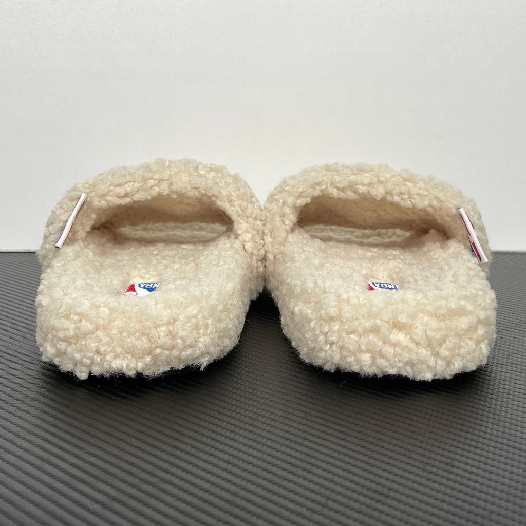 Balenciaga Furry Slide 654261 W2DO1 9796 Beige Sandals