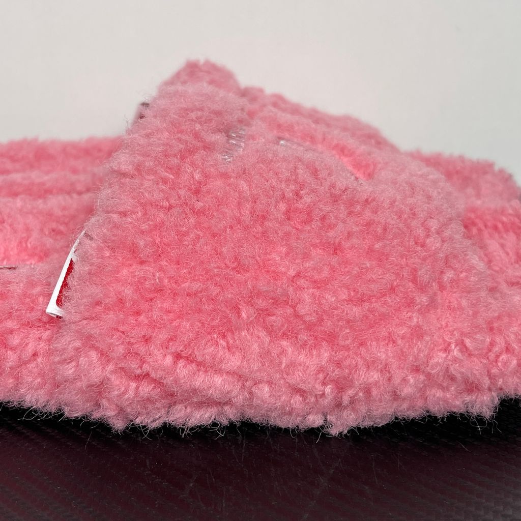 Balenciaga Furry Slide 654261 W2DO1 5596 Sweet Pink Sandals