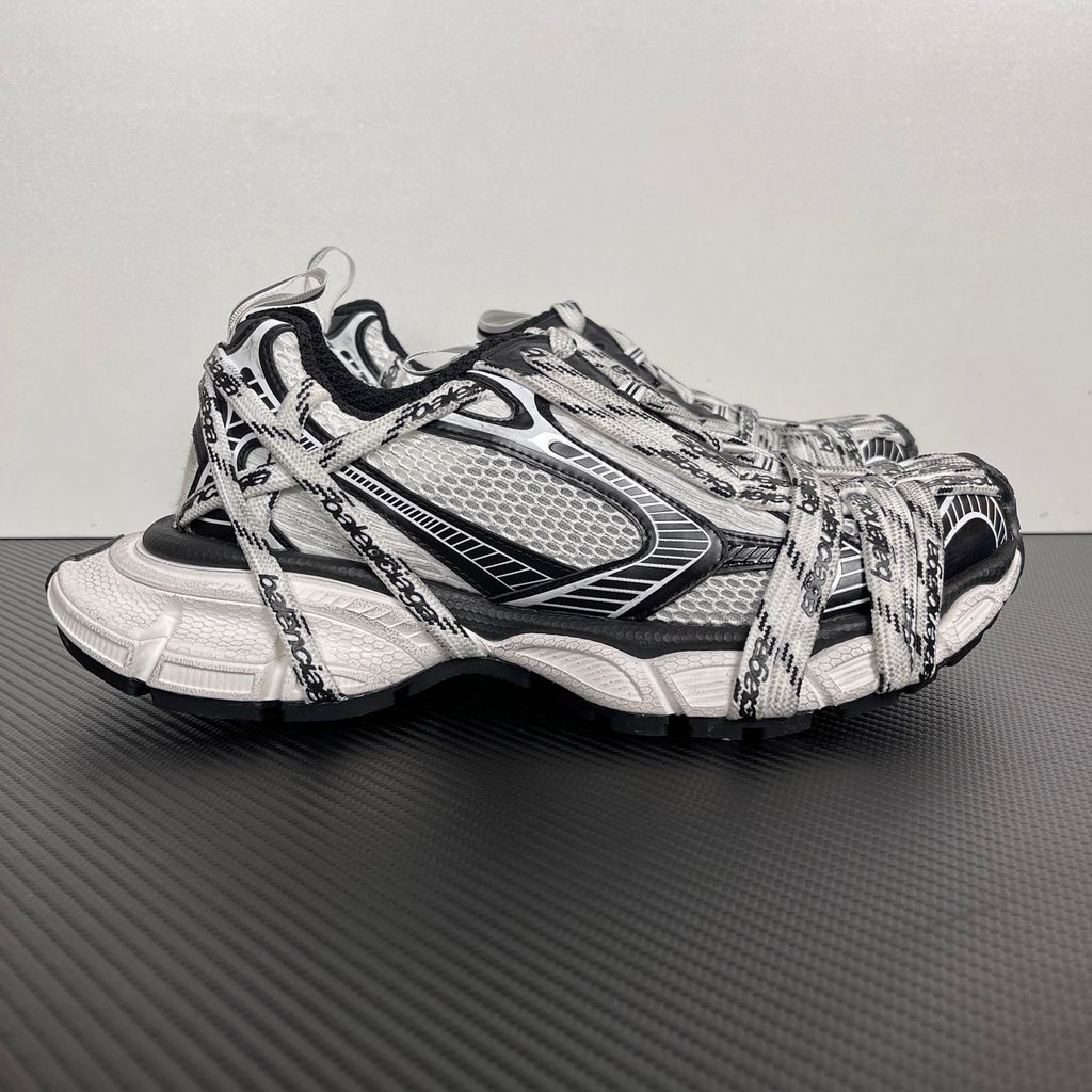Balenciaga 3XL Extreme Laces 825597W3XHL9010 White Black