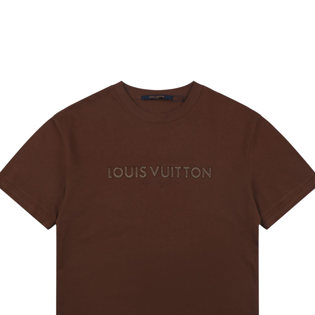 Louis Vuitton Monogram letter appliqué short sleeve T-shirt 32-count double-yarn combed cotton felt-backed laser-cut lettering contrast topstitch embroidery sizes S-XL