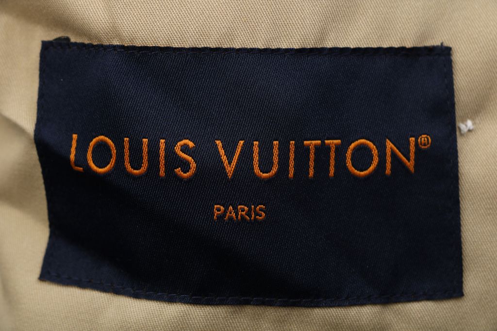 Louis Vuitton small logo Monogram diamond reversible jacket 75D polyester nylon cotton blend jacquard embossed PU leather collar relaxed fit sizes 46 48 50 52