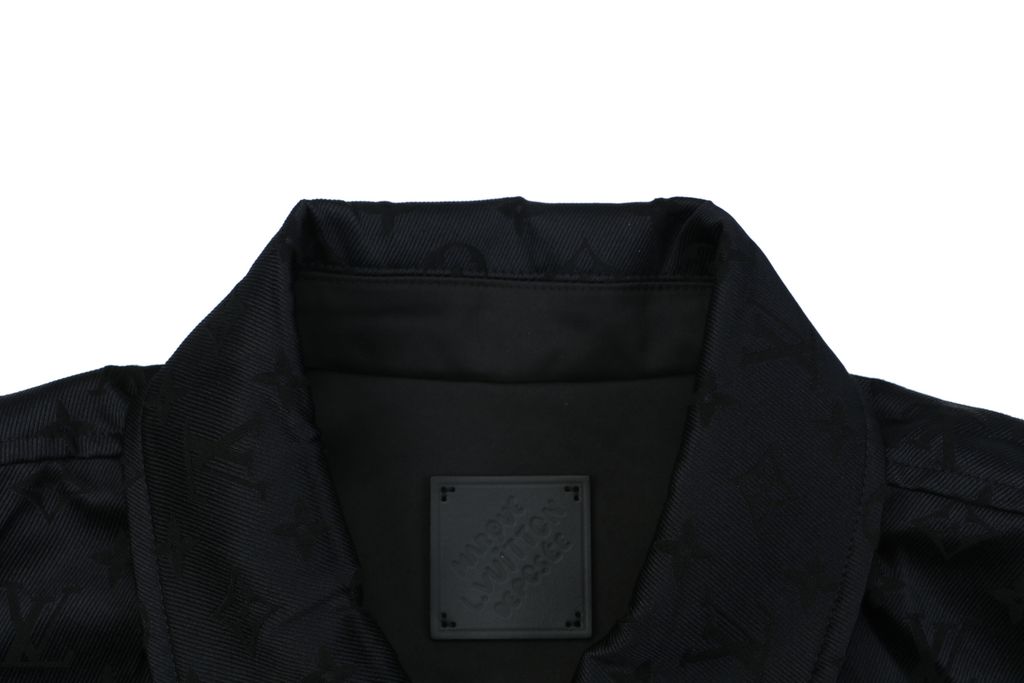 Louis Vuitton black small logo Monogram diamond reversible jacket 75D polyester nylon cotton blend jacquard embossed PU leather collar relaxed fit sizes 46 48 50 52