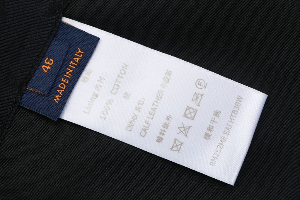 Louis Vuitton black small logo Monogram diamond reversible jacket 75D polyester nylon cotton blend jacquard embossed PU leather collar relaxed fit sizes 46 48 50 52