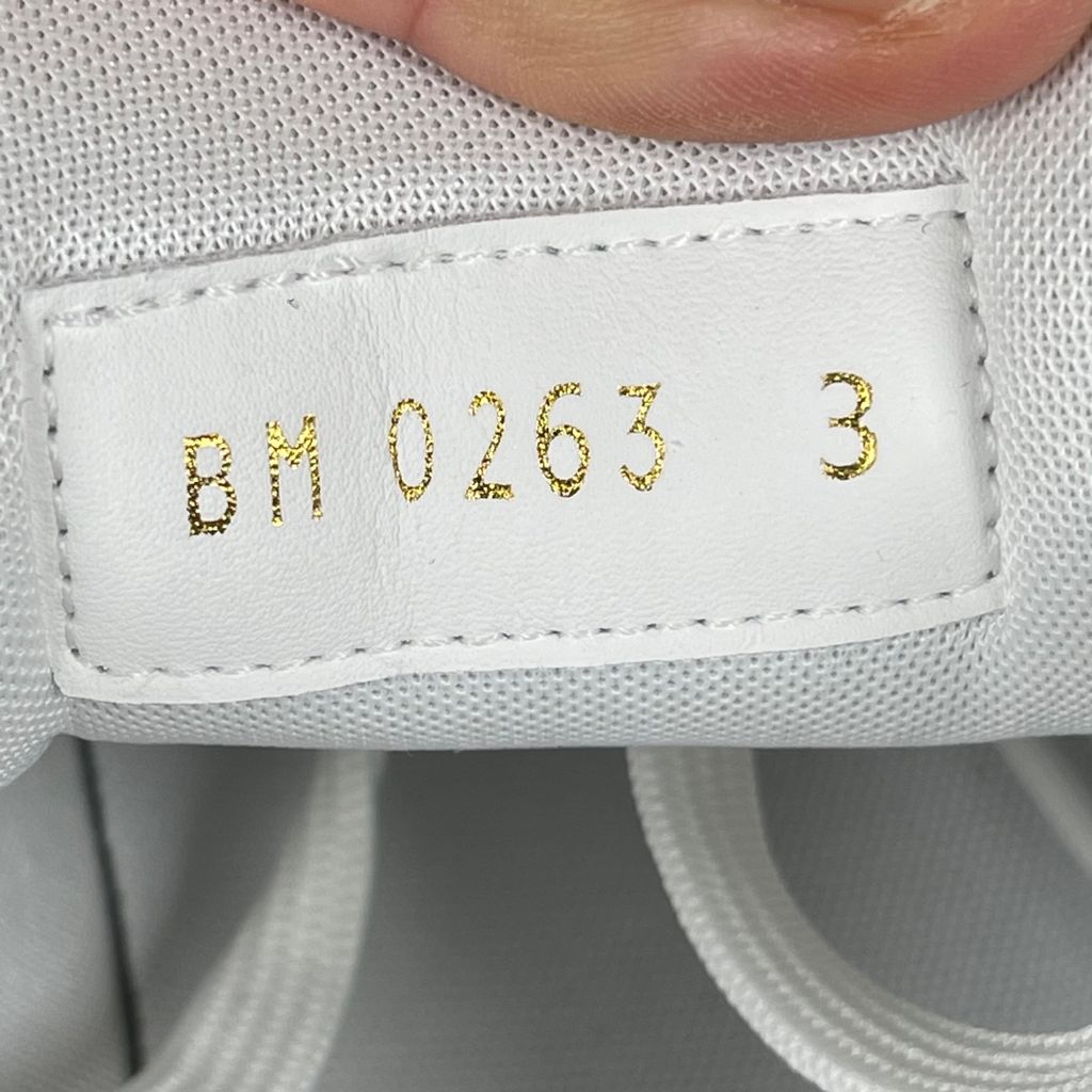 i1741967031639_761_0_17