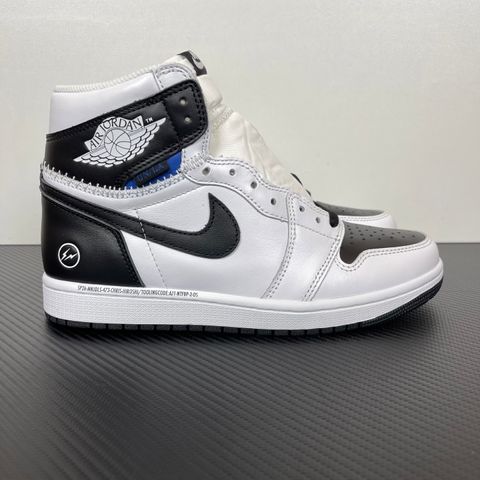 air-jordan-1-retro-high-og-sp-fragment-union-la-white-black-ii7282-100