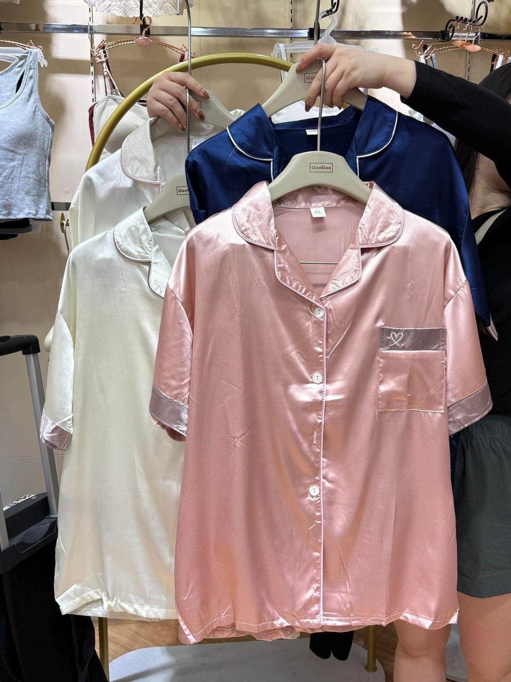 35f0dba3-7001-446e-b766-6deb465c2e88