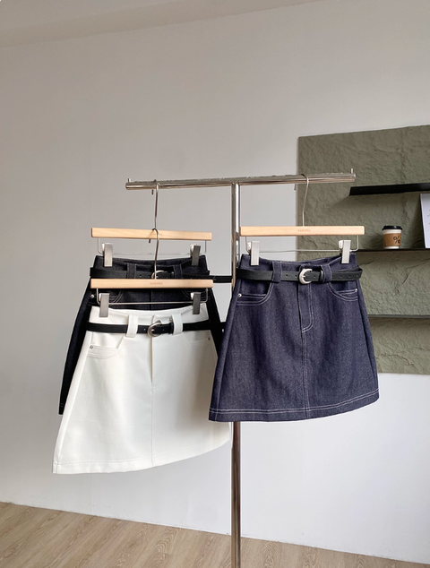 Screenshot 2025-12-04 at 12.19.25 PM