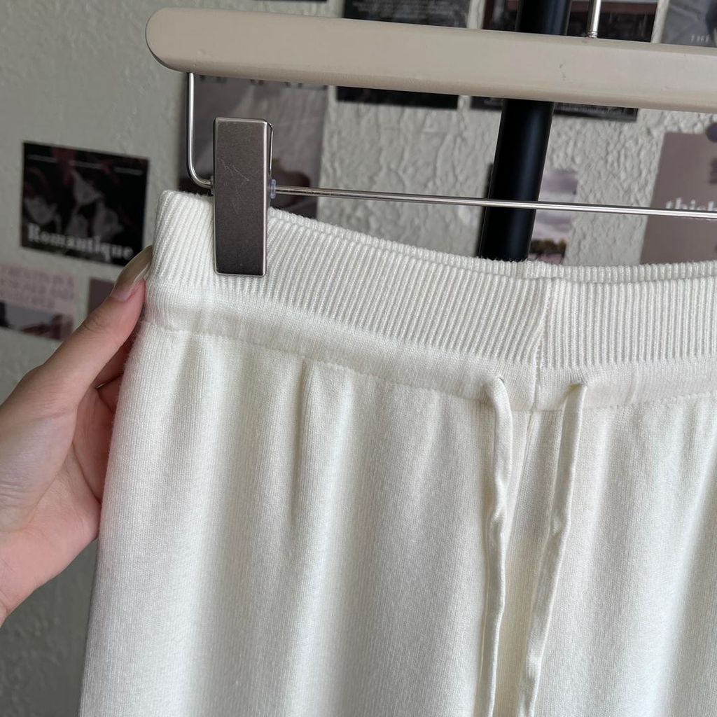 b1730f34-da0b-4370-a6f3-73a0083386ba