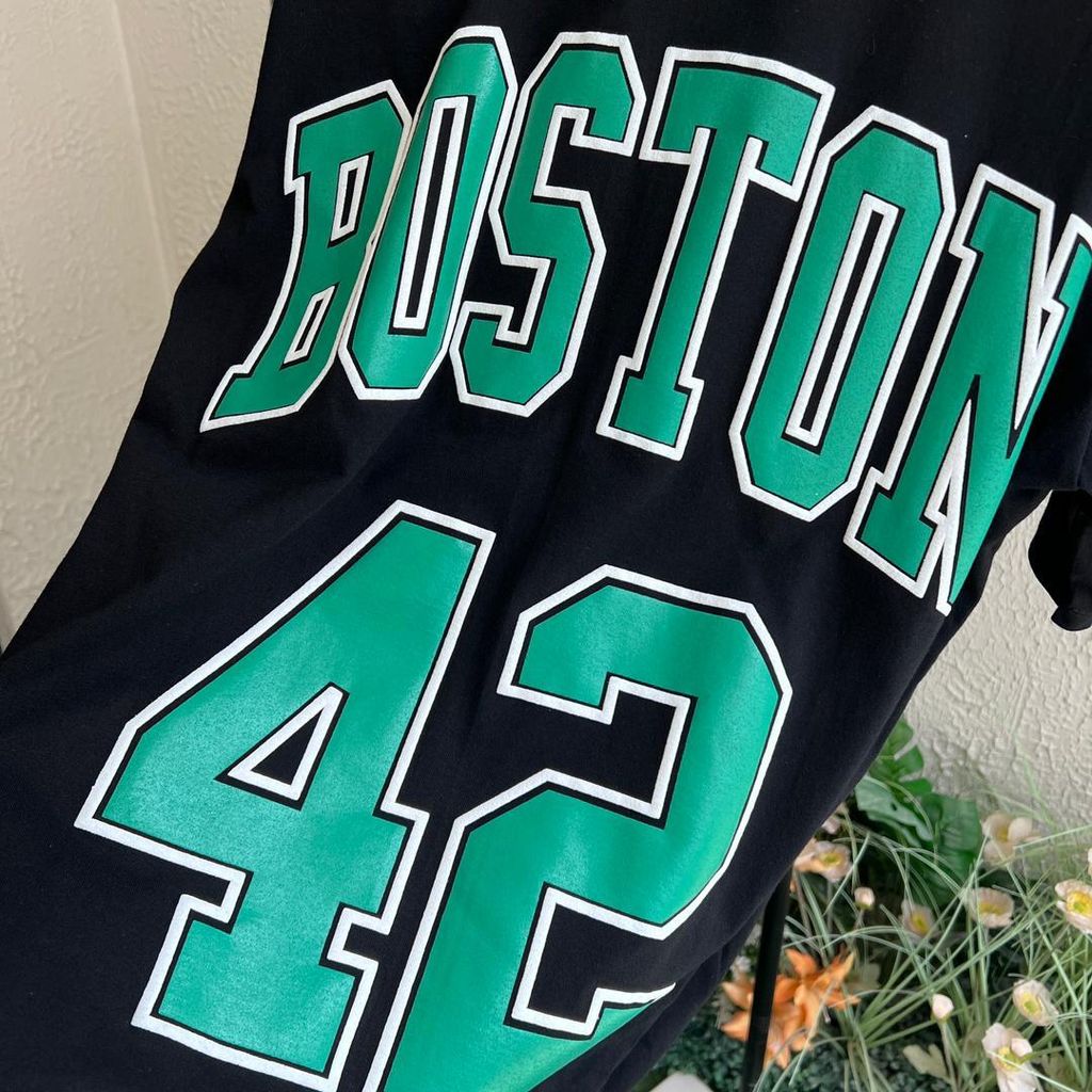 74eb8544-8fec-4e50-8afd-1c135c6b591a