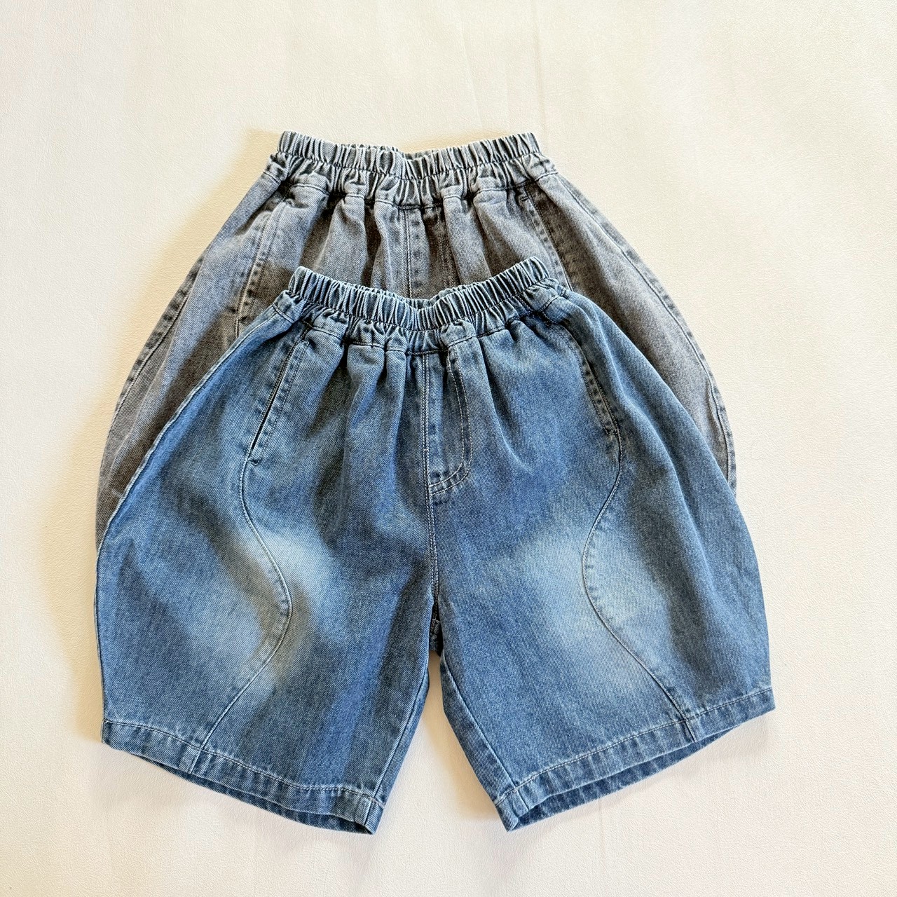 LINE_ALBUM_202631_260301_91