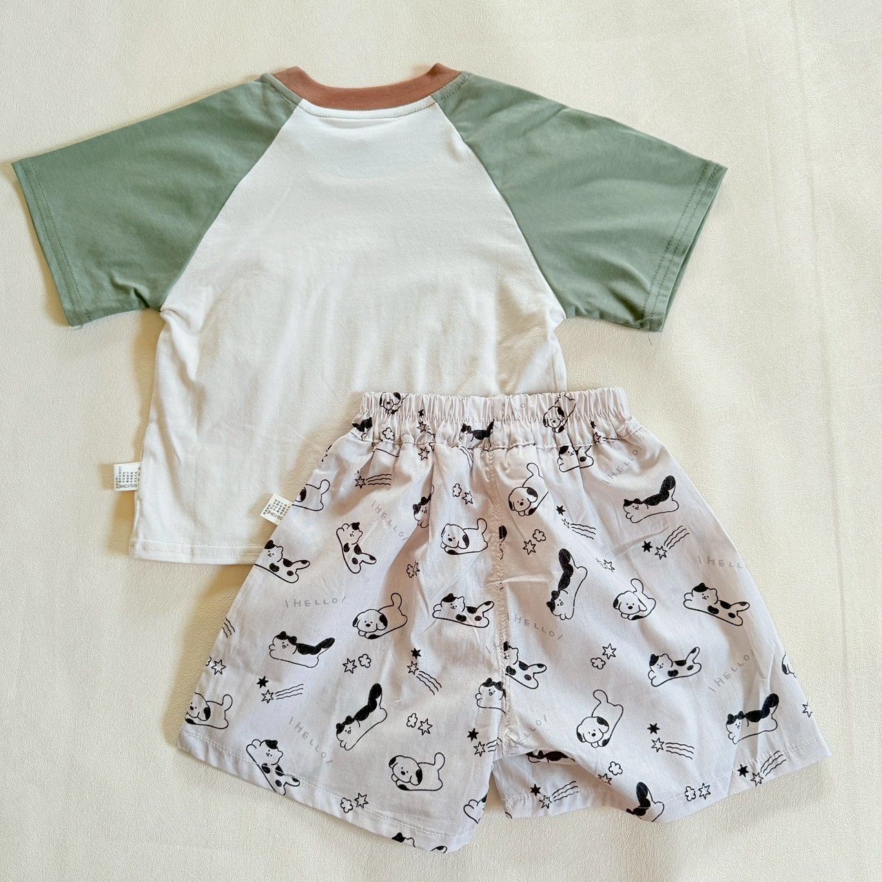 LINE_ALBUM_202631_260301_16