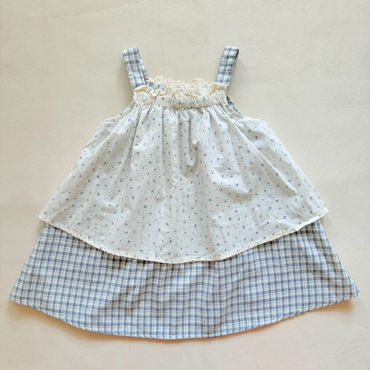 LINE_ALBUM_202631_260301_142