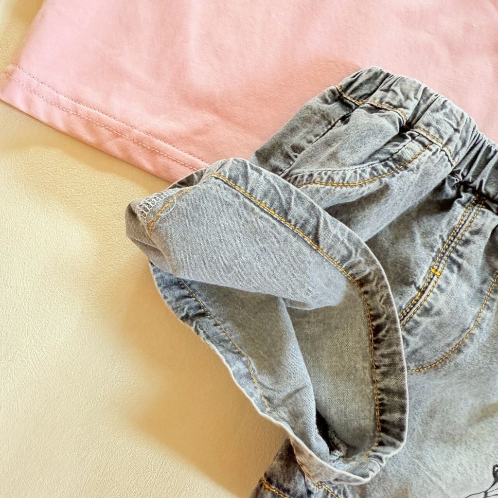 LINE_ALBUM_202631_260301_21