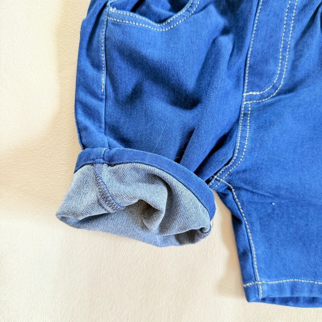 LINE_ALBUM_202631_260301_12