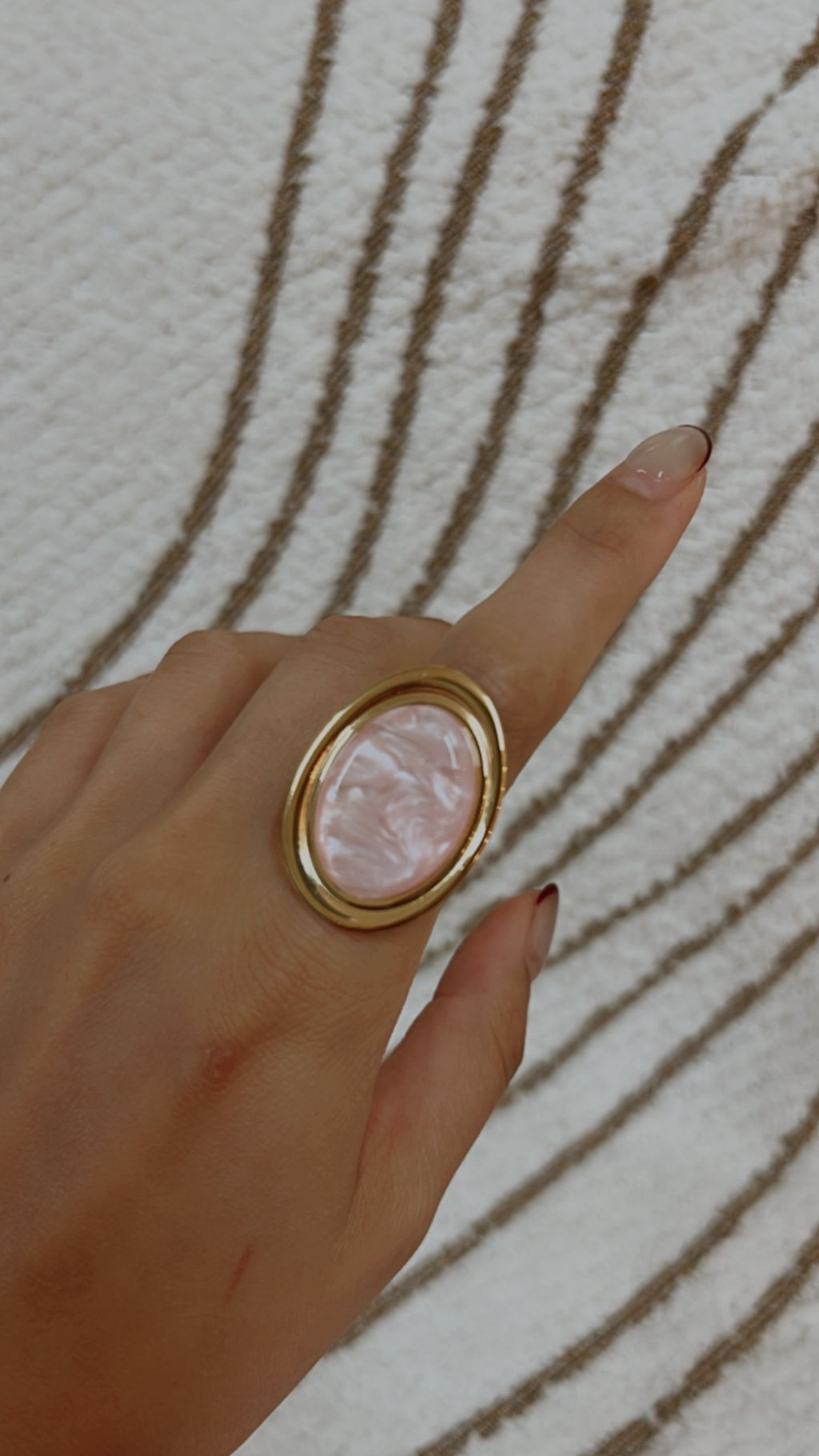 FFE1CBFA-92D8-44A4-AB7B-C99A227BCC10