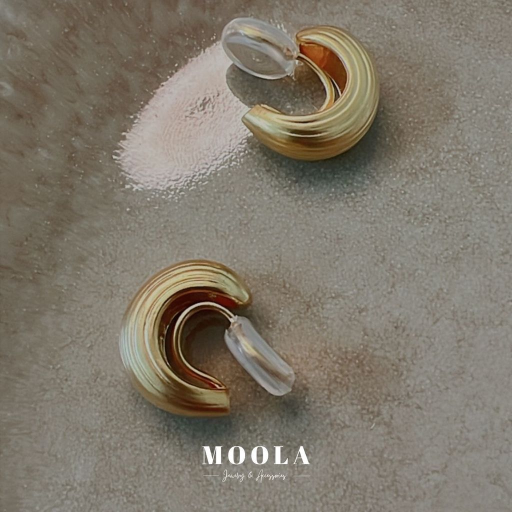 霧金線條C耳夾1