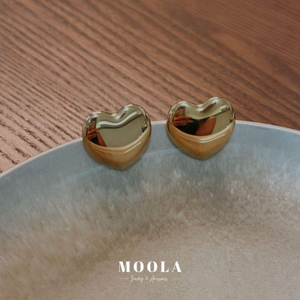 光面大愛心耳環1