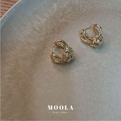 高質感扭結耳扣1