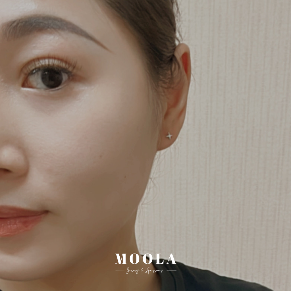 s925迷你四芒星耳環4